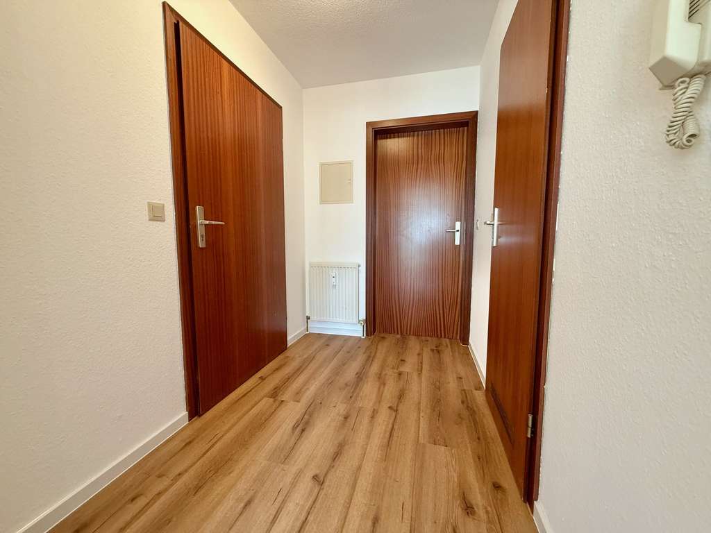 Immobilie in Bad Wimpfen - 2-Zimmer-EG-Wohnung mit Terrasse und Tiefgaragenstellplatz - Bild 1