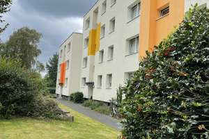 Oberhausen-Schmachtendorf, 3 Zimmer KDB, Balkon in ruhiger und gepflegter Wohnlage