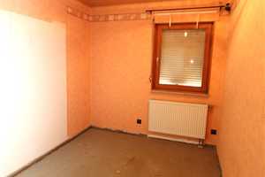 Rohdiamant!! Zu sanierendes Einfamilienhaus  mit großem Garten am Ortsrand von Schermau/ Dingolfing – Dingolfing-Landau (Kreis) – Vorschaubild 12