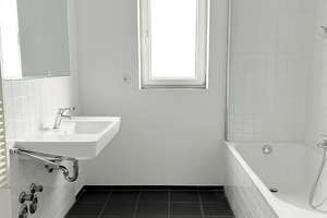 Helle 3 Zimmerwohnung in Düsseldorf-Oberkassel - Wentzel Dr. – Schanzenstr. 78, 40549 Oberkassel, Düsseldorf – Vorschaubild 4