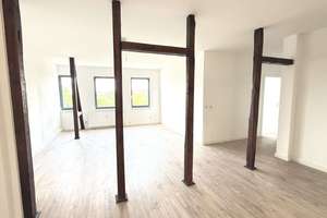 Zentral & Komfortabel - 4 Raum-Loft mit EBK, 2 Bädern & Aussicht über Chemnitz