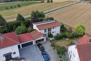 185 m² KFW-60 Einfamilienhaus mit Erdwärme, PV und Doppelgarage bei Neuburg – Die vollständige Adresse der Immobilie erhältst du vom Anbieter., 86697 Oberhausen – Vorschaubild 90