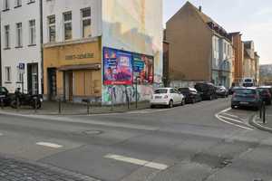 Altbau mit Grundstück, 2 km vom Dom, 6 m Front, 30 m Seite - zur Renovierung oder Neubau – Hartwichstrasse 65, 50733 Köln – Vorschaubild 7