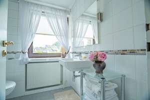 Familienidylle in Senne – Großzügiges Einfamilienhaus mit Traumgarten! – Die vollständige Adresse der Immobilie erhältst du vom Anbieter., 33659 Senne, Bielefeld – Vorschaubild 13