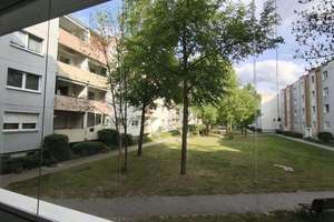 Für Selbstnutzer oder Kapitalanleger: Bezugsfreie 3-Zi-Wohnung mit Balkon in grüner und ruhiger Lage