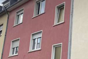 Schöne 3 Zimmer Altbauwohnung