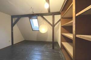 Altbaujuwel mit 6 Zimmern: 178 m² Wfl. im 2.OG, Balkon, Garten & zusätzlicher Dachboden – Die vollständige Adresse der Immobilie erhältst du vom Anbieter., 30419 Herrenhausen, Hannover – Vorschaubild 18