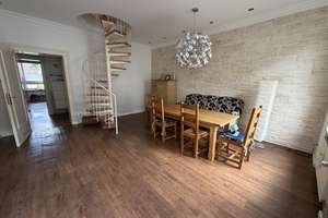 Maisonettewohnung mit großer Dachterrasse und hochwertiger Einbauküche in zentraler Lage von Bonn! – Die vollständige Adresse der Immobilie erhältst du vom Anbieter., 53111 Nordstadt, Bonn – Vorschaubild 5