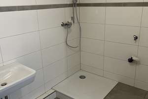 Frisch Sanierte 81 qm große Souterrain Wohnung in Krefeld ab sofort zur Miete . – Krefelder Straße 195, 47839 Hüls, Krefeld – Vorschaubild 13