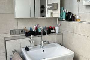 Gehobene 3ZKB + Balkon in A Lechhausen + sofort frei  – Die vollständige Adresse der Immobilie erhältst du vom Anbieter., 86167 Lechhausen-Ost, Augsburg – Vorschaubild 16