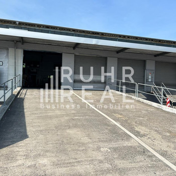 Logistik-/Crossdockfläche am Kreuz A40/45 | Rampen | Stellplätze | Büros