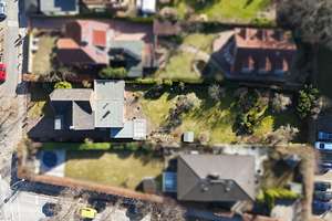 Charmanter Altbau mit großzügigem Grundstück in Hamburg-Schnelsen – Die vollständige Adresse der Immobilie erhältst du vom Anbieter., 22457 Schnelsen, Hamburg – Vorschaubild 12