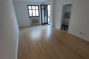 Charmante 2-Zimmer Wohnung im 2. OG mit Balkon in München-Guldeinstraße – Die vollständige Adresse der Immobilie erhältst du vom Anbieter., 80339 Westend, München – Vorschaubild 2