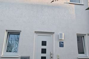 Viel Platz für den Alltag in diesem modernen Endreihenhaus in München – Durdhardstraße 20d, 80995 Feldmoching, München – Vorschaubild 5