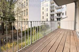 Bezugsfrei in Friedrichshain: ruhige 3-Zimmer-Wohnung mit Balkon und Aufzug nahe Volkspark – Straßmannstraße 6, 10249 Friedrichshain, Berlin – Vorschaubild 3