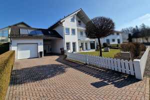 Nähe Metten! Wunderschönes, exklusives 
Wohnhaus in Top Zustand mit Außenpool
 – Deggendorf (Kreis) – Vorschaubild 3