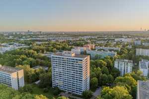 KAUF GEGEN GEBOT / Vermietetes 1,5 Zimmer-Apartment im 8. OG – München – Vorschaubild 9