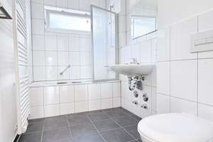 Wohnen ganz oben: 2-Zimmer-Wohnung mit Einbauküche und Dachterrasse – Berliner Allee 8B, 64295 Darmstadt-West, Darmstadt – Vorschaubild 12