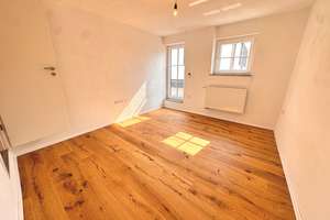 Provisionsfrei - Renovierte 3 Zimmer Wohnung mit Terrasse und Stellplatz in Heßdorf – Erlanger Straße 11, 91093 Heßdorf – Vorschaubild 12