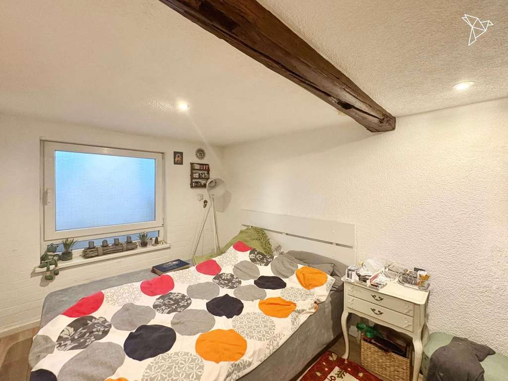 Immobilie in Großostheim - CHARME TRIFFT CHANCE 🔑 Historisches Mehrfamilienhaus mit 5 Wohneinheiten und viel Potential! - Bild 2