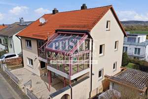 Großzügiges Zweifamilienhaus in Bischberg – Die vollständige Adresse der Immobilie erhältst du vom Anbieter., 96120 Bischberg – Vorschaubild 1