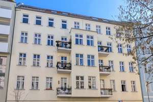 STILSICHER AUSGESTATTES APPARTMENT AUF DER ROTEN INSEL IN BERLIN-SCHÖNEBERG – Die vollständige Adresse der Immobilie erhältst du vom Anbieter., 10829 Schöneberg, Berlin – Vorschaubild 2