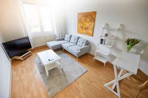 Sonnige Altbauwohnung – bezugsfrei und komplett ausgestattet In Köln Zollstock   – Vorgebirgsplatz 6, 50969 Zollstock, Köln – Vorschaubild 2