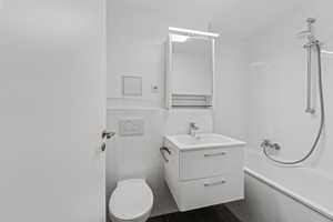 Property thumbnail 12