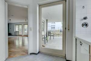 Charmante Erdgeschosswohnung mit Terrasse und Garten in ruhiger Lage – 79100 Unterwiehre-Nord, Freiburg im Breisgau – Vorschaubild 5