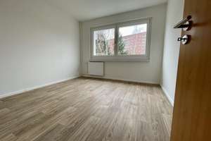 Attraktive 4-Raumwohnung im grünen Stadtteil Helbersdorf – Paul-Bertz-Straße 33, 9120 Helbersdorf, Chemnitz – Vorschaubild 10