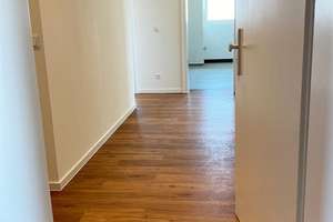 Wohngenuss & Rheinblick, frisch modernisiert mit Rundum-Panorama-Balkon, neues Bad, Gäste-WC, Aufzug – Krohstraße 4, 50968 Bayenthal, Köln – Vorschaubild 19