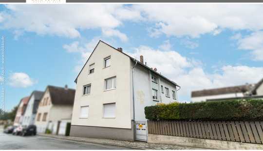 Bild von Investmentobjekt: Mehrfamilien-/Mehrgenerationenhaus mit drei Mieteinheiten und Nebengebäude