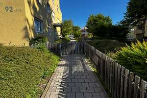 Neu renovierte 3-Zimmer-Wohnung mit Balkon, Garage in Pforzheim Rod – Genossenschaftsstr. 92a, 75173 Südweststadt, Pforzheim – Vorschaubild 2