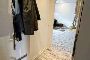 Stilvolle 2-Zimmer-Dachgeschosswohnung mit Balkon - urbanes Wohnen im Herzen von D-Flingern  – Ackerstraße 113a, 40233 Düsseldorf – Vorschaubild 4