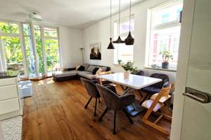 RESERVIERT - Stilvolle Altbauwohnung mit moderner Ausstattung in Bestlage von Erfurt – Elisabethstraße 1, 99096 Brühlervorstadt, Erfurt – Vorschaubild 2