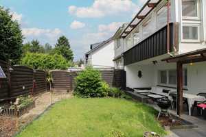 Attraktives Mehrfamilienhaus mit 3 Einheiten – 2 leerstehend, 1 vermietet – mit Garten & 2 Garagen – Rhein-Erft-Kreis – Vorschaubild 2