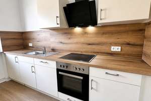 In Renovierung: modernes Bad und hochwertige Einbauküche – 39108 Stadtfeld Ost, Magdeburg – Vorschaubild 3