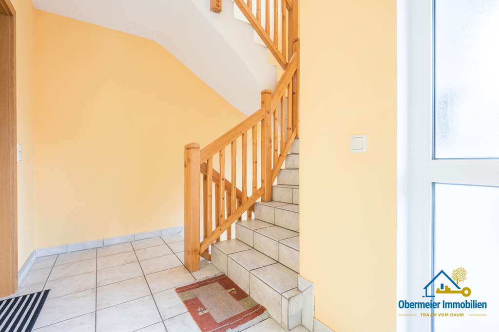 Immobilie in Mintraching - Charmante 1-Zimmer-Wohnung mit Balkon, Tageslichtbad und großzügigem Kellerraum - Bild 1