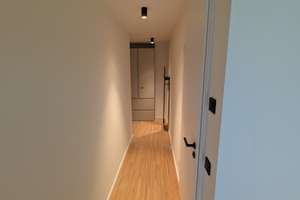 Möbliertes Neubau-Apartment im Herzen Stuttgarts – Stilvoll. Zentral. Sofort bezugsfrei. – Paulinenstraße 14-16, 70178 Karlshöhe, Stuttgart – Vorschaubild 4