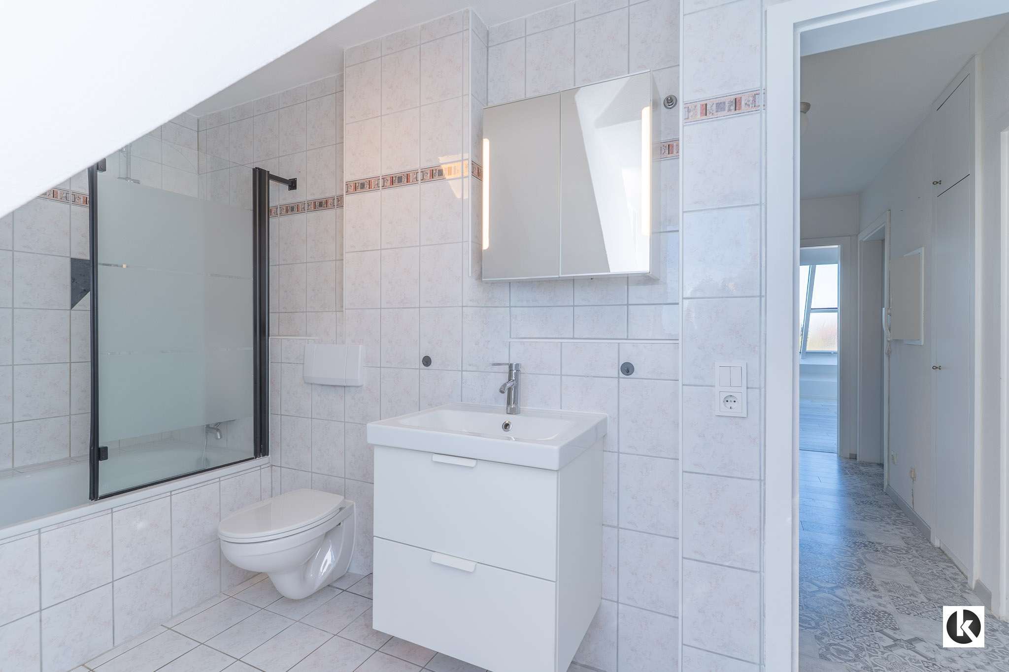 Immobilie in Königsmoos - Besonderes Wohnen über zwei Ebenen – gepflegte Maisonette mit Wohlfühlatmosphäre - Bild 8