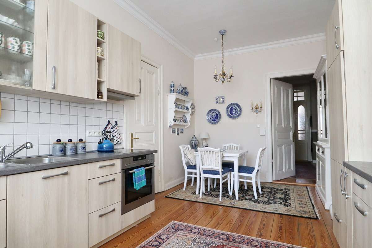 Immobilie in Kellinghusen - Stilvolle und großzügige Altbauvilla in Kellinghusen – als Ein- oder Zweifamilienhaus nutzbar - Bild 7