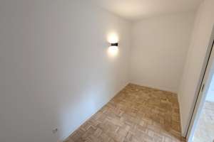 Helle 1,5-Zimmer-Wohnung mit Terrasse in Stuttgart-Botnang – Chopinstraße 39, 70195 Botnang-West, Stuttgart – Vorschaubild 3