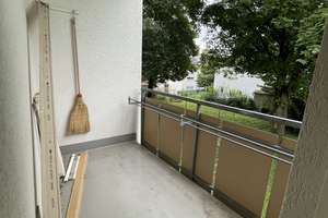 Modernisierte 1-Zimmerwohnung – Die vollständige Adresse der Immobilie erhältst du vom Anbieter., 70469 Hohe Warte, Stuttgart – Vorschaubild 2