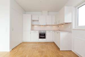 LICHTDURCHFLUTETE 2,5 Zimmer Penthousewohnung mit großer Dachterrasse! – Fasanenweg 31, 22851 Norderstedt – Vorschaubild 3