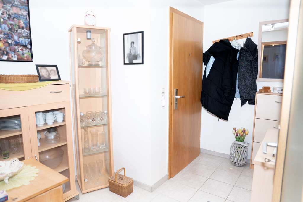 Immobilie in Lindenberg im Allgäu - Vermietete 2-Zimmer-Wohnung mit Balkon & Stellplatz – zentrumsnah - Bild 2