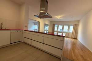 Viel Platz in der neuen Wohnung
Hochparterre-Wohnung 
mit Terrasse und Hauscharakter – Die vollständige Adresse der Immobilie erhältst du vom Anbieter., 70186 Gaisburg, Stuttgart – Vorschaubild 5