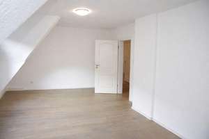 Maisonette im charmanten Jugendstil - zentral- ruhig- ideal für Familien/Anleger/StudiWG in Essen – Die vollständige Adresse der Immobilie erhältst du vom Anbieter., 45127 Ostviertel, Essen – Vorschaubild 7
