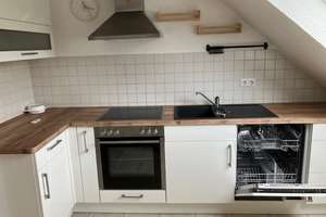 Dachgeschoßwohnung in gepflegtem 5-Familienhaus – Am Schlangenholt 39, 46240 Eigen, Bottrop – Vorschaubild 2