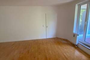 Sanierte 2-Zimmer-Wohnung mit Süd-Balkon in Uni Nähe Maxvorstadt – Barer Str. 62, 80799 Universität, München – Vorschaubild 4