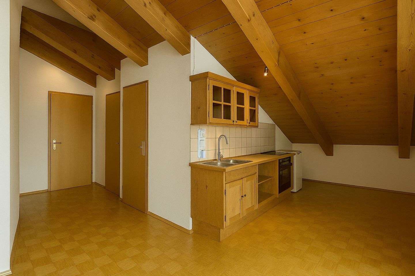 Immobilie in Ohlstadt - Ohlstadt: Gemütliches Dachgeschoss-Appartement mit Balkon, vermietet - Bild 2